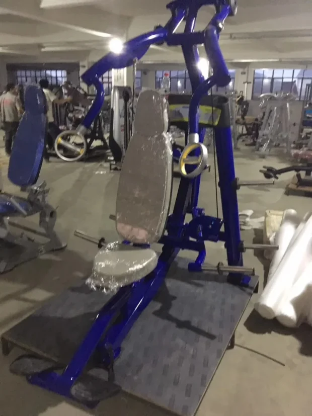 Chest Press Professional Machine for Bodybuilding and Arm Workouts